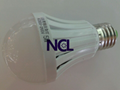 LED智能充电球泡灯9W  应急节能 3