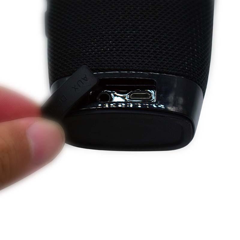 Portable Outdoor Cloth Waterproof Bluetooth Speaker 3