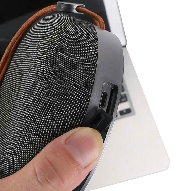 New Fabric Round Bluetooth Speaker 5