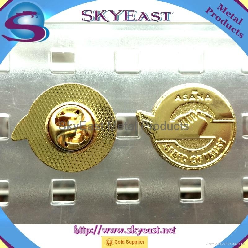  Customized Engraved Logo Metal Pin Badges 4