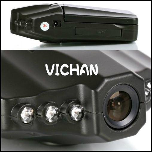 高清車載錄像機，720P 標清夜視行車記錄儀         2