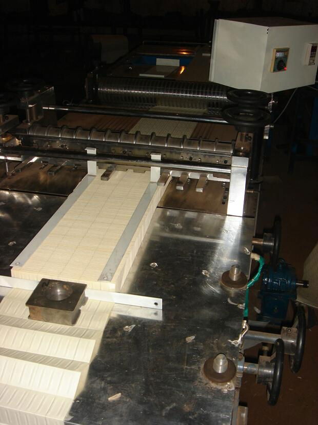 filter paper folding machine with oven - 020 - shuangjia ...