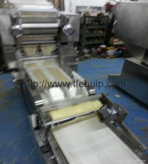 Auto Noodle Rolling Machine