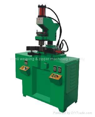 Auto Open-end Injection Moulding Machine