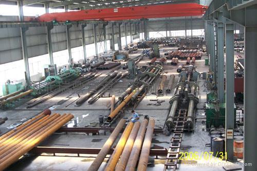 Seamless steel tube