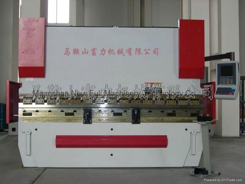 Hydraulic CNC bending machine 3