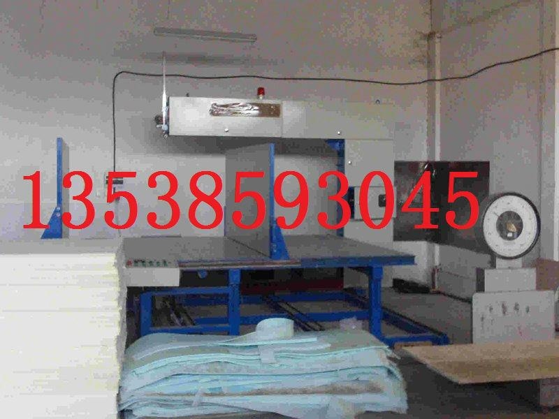 Automatic Foam Vertical Cutting Machine 5