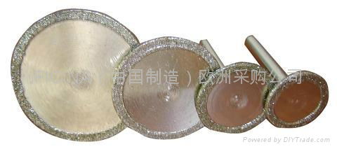 Electro-plated diamond discs with protected -segments 4