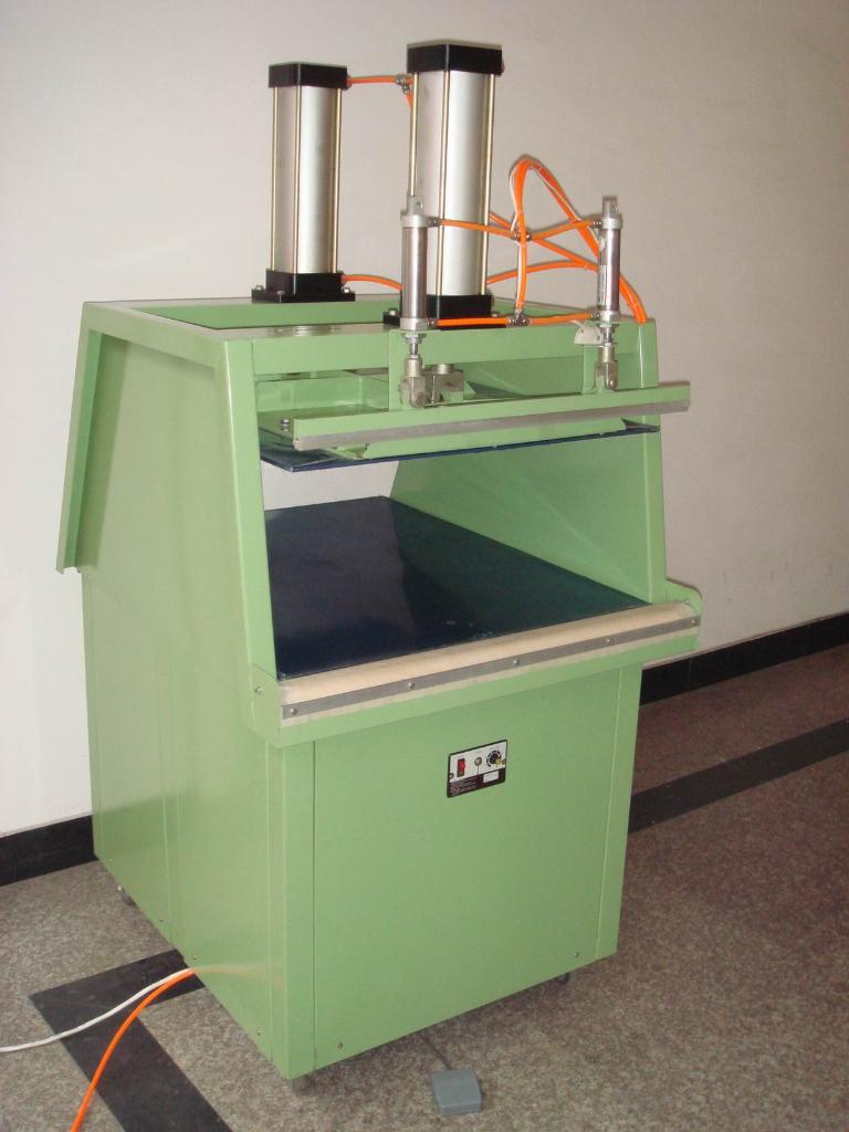 Vacuum Pillow Baling Press DBJ700 (China Manufacturer) Packaging