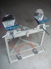 Simple clothing filling machine