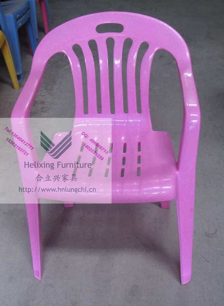  plastic armchair 4