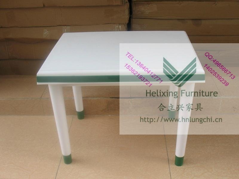 OUTDOOR PLASTIC TABLE A2312 4