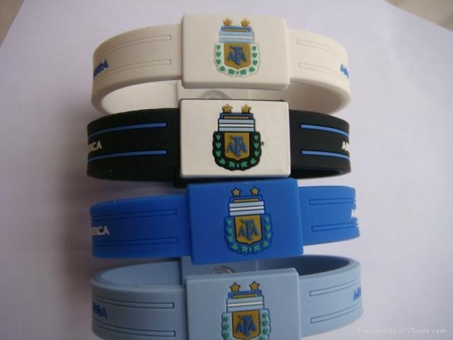 silicone bracelet custom design silicone  football sport bracelet