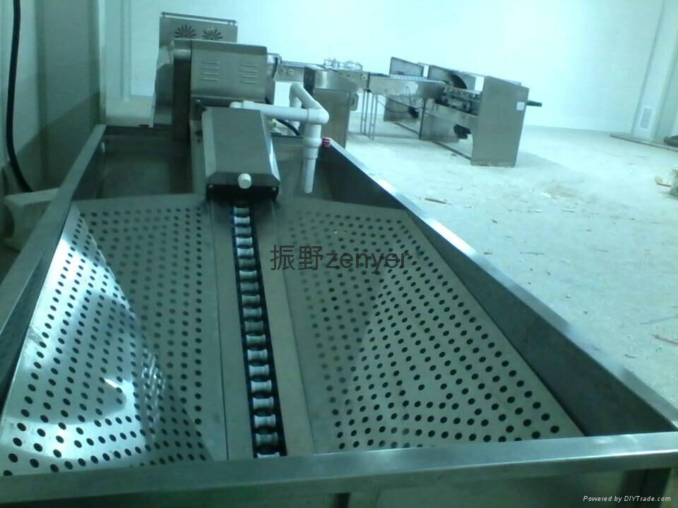 深圳振野7000枚/小时实用便捷型单排鸭蛋清洗机 3