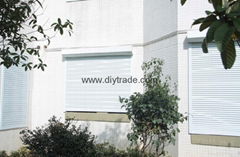 Hurricane roller shutter