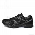 Men's running shoes, lace-up with solid colros, comfortable and flexible with very competitive price.Euro. Size: 41-46#