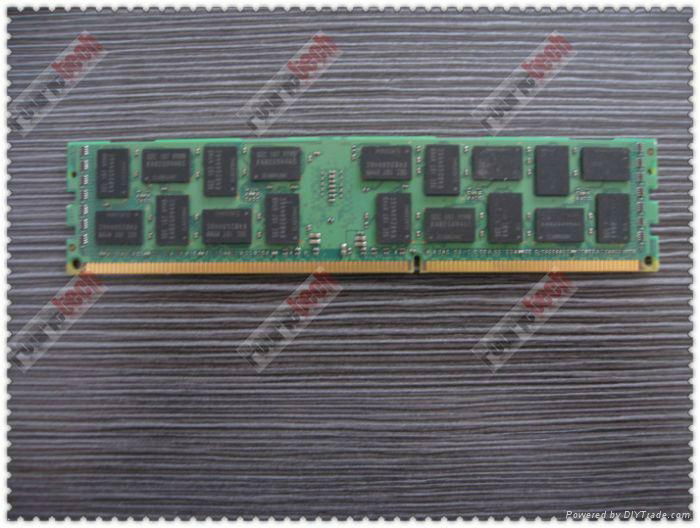 M393B1K70CHD-CH9 8GB 240p PC3-10600 CL9 36c 512x4 DDR3-1333 2Rx4 1.5V ECC RDIMM 2