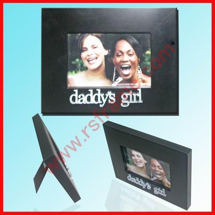 Supply black wood photo frame with  letter 