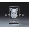 广东水晶礼品供应商、水晶内雕纪念品、水晶内雕奖杯奖牌