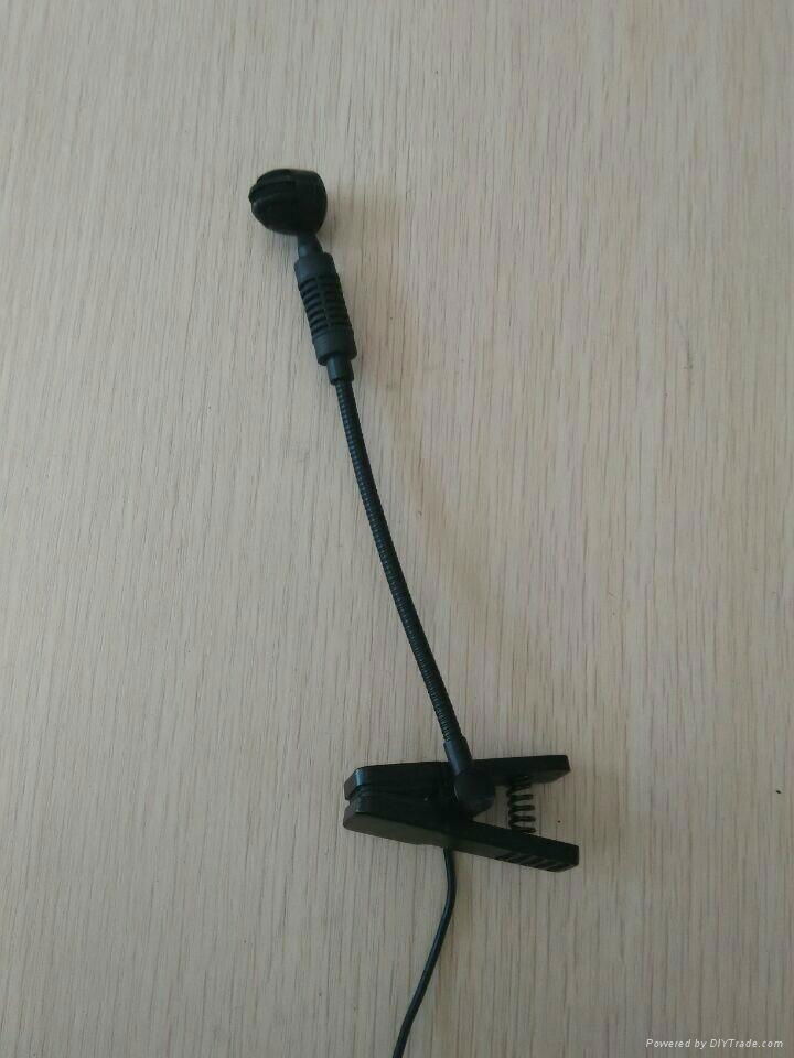 M-20 gooseneck instrument microphone in D1 plug 2