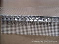 Aluminium corner bead with fiberglass mesh