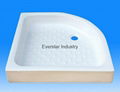 Semi-arc ceramic shower tray