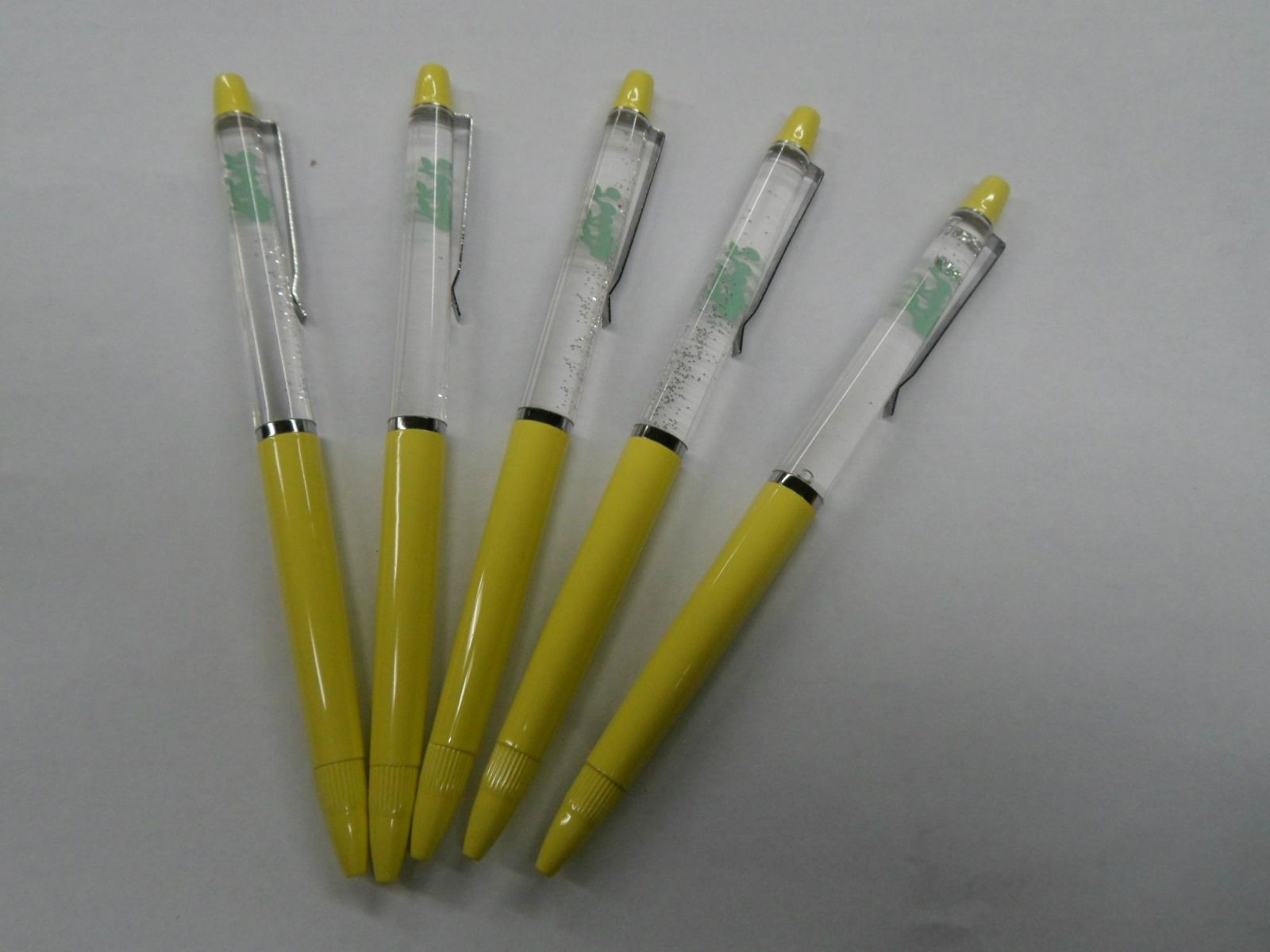 【深圳工厂】快速定制2D或者3D漂浮物塑料圆珠笔 液体入油笔 3