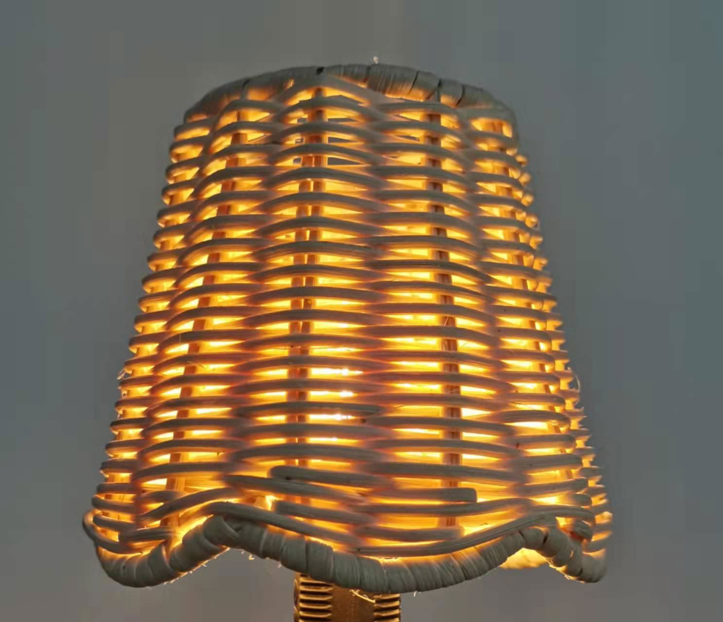 Rattan Hand Woven natural Scalloped Chandelier Lampshade Wholesale