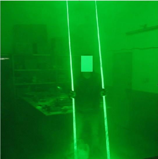 Dual Direction 532nm Green Laser Sword for laser man show (double-headed laser) 5