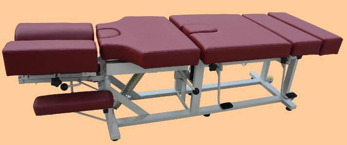 chiropratic table and mobilization table 4