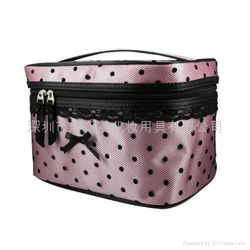 XINYANMEI Supply New style cosmetic bag  Can OEM/ODM 2