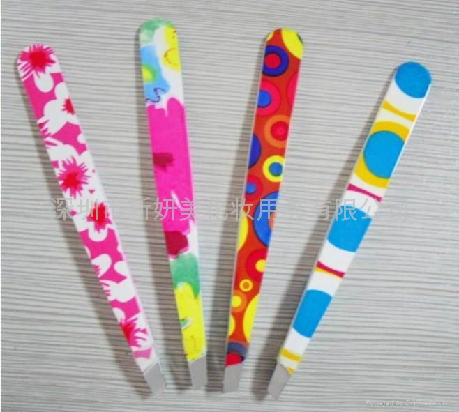 Attractive Eyebrow Tweezers 2