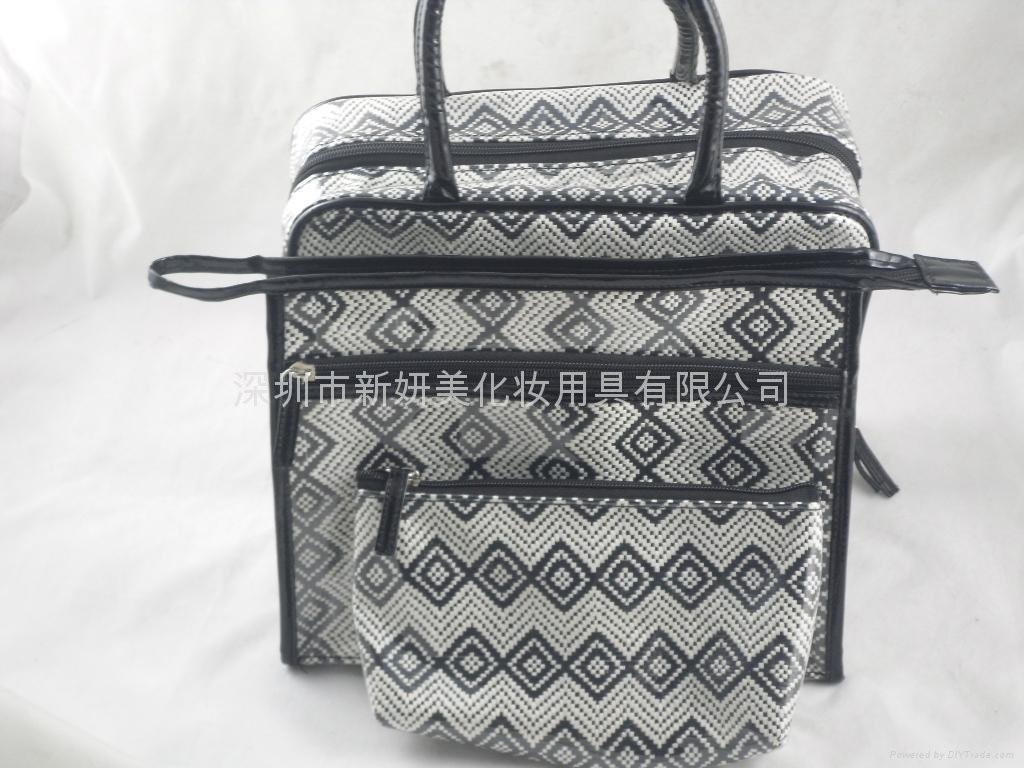 XINYANEMI Supply Fashionable Makeup Bag wash bag Can OEM/ODM 4