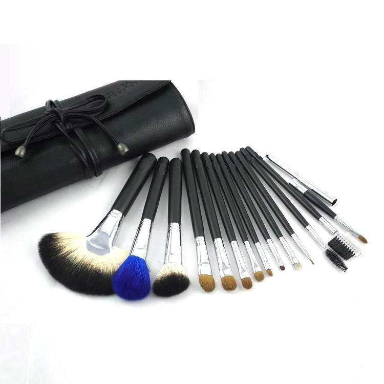 Black wood hand 18PCS Professional Makeup Brush Set Goat hair cosmetic brush set