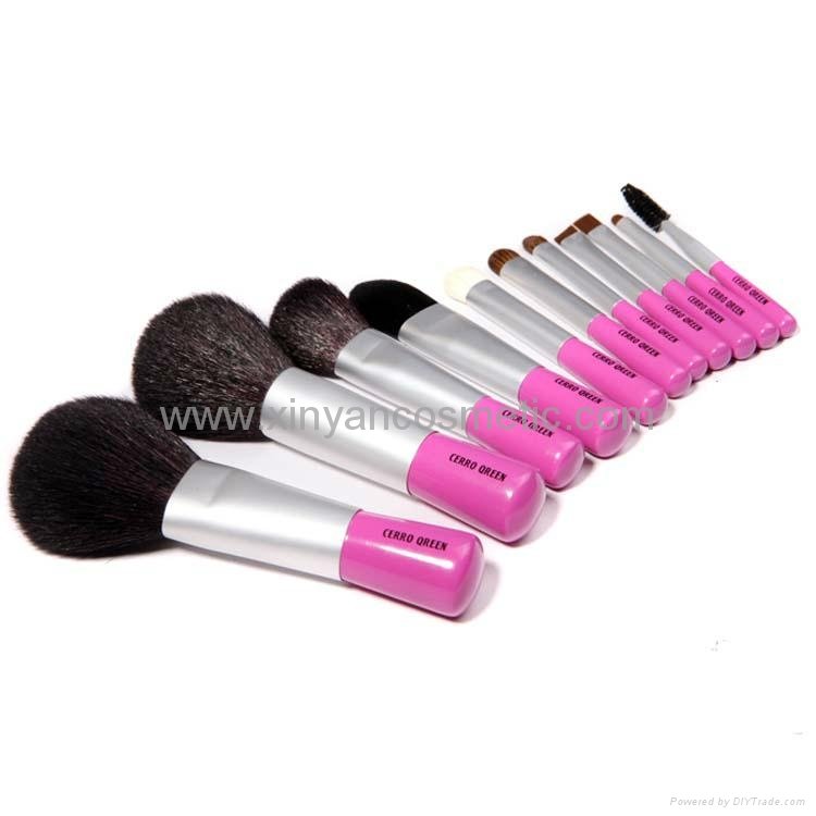 Manufacturer OEM A variety of colors Mini portable Cosmetic brush sets 4