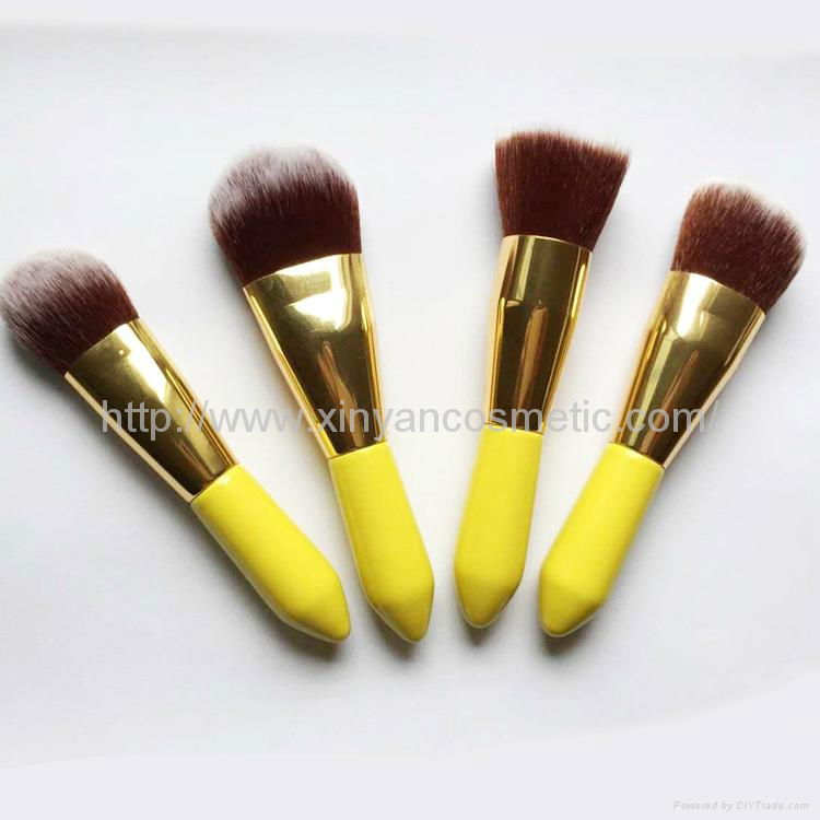 Manufacturer OEM Portable money lovely Yellow 9 small waist makeup brush 3