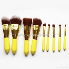 Manufacturer OEM Portable money lovely Yellow 9 small waist makeup brush