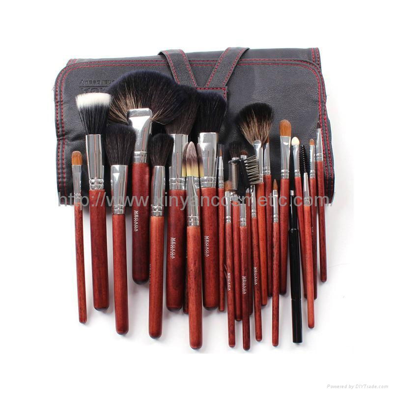 Factory OEM/ODM 24 weasel hair wool Makeup Professional animal hair brush suit