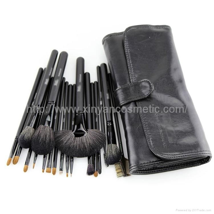 Manufacturer OEM/ODM 19 professional animal hair brush set 2