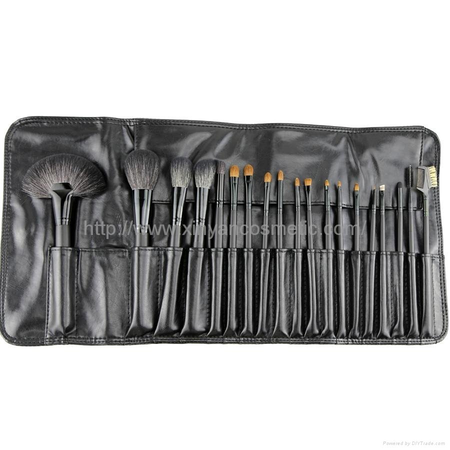 Manufacturer OEM/ODM 19 professional animal hair brush set 4