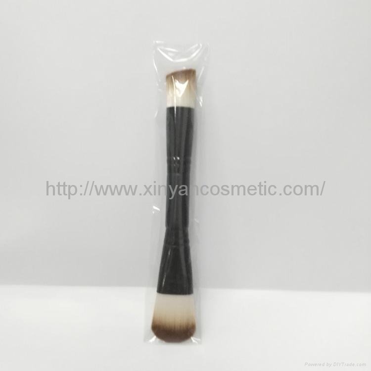 Manufacturer supply Black double face mask Brush cleansing Brush beauty brush