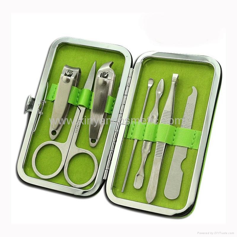 XINYANMEI Supply 7PCS Luxury Stainless Steel Manicure Set 