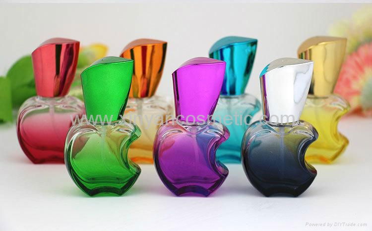 XINYANMEI supply 15ml Apple style Perfume bottle Color glass spray bottle