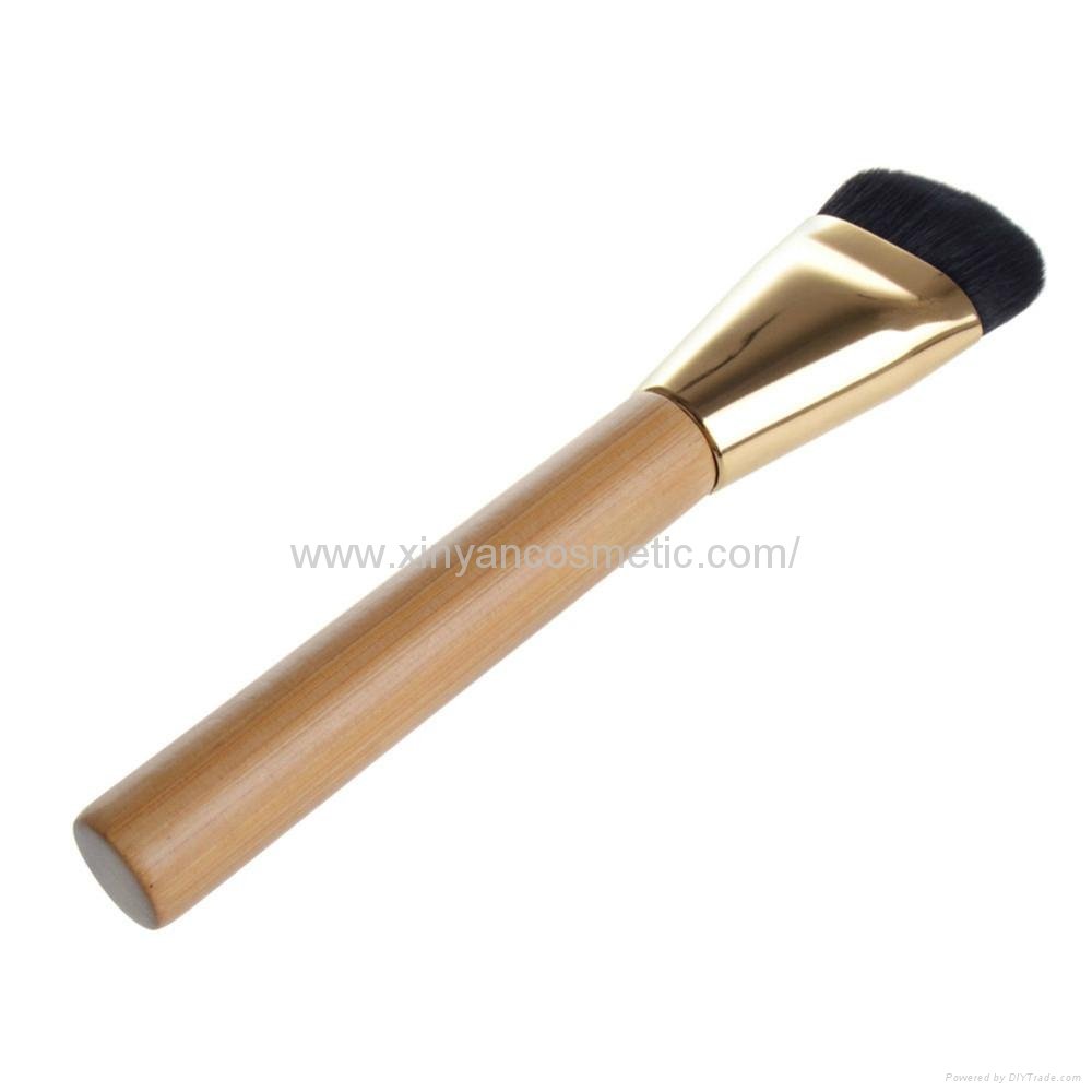 Manufacturer supply Bamboo/Wooden handle High grade Foundation cosmetic Brush  4