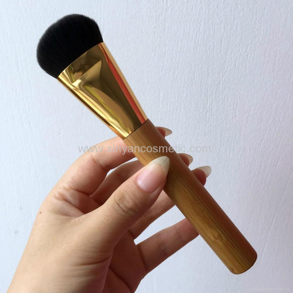 Manufacturer supply Bamboo/Wooden handle High grade Foundation cosmetic Brush  3