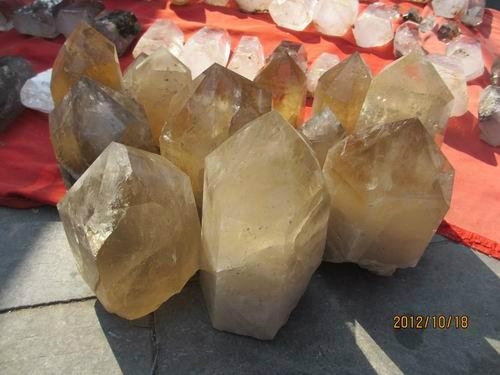 natural citrine points 3