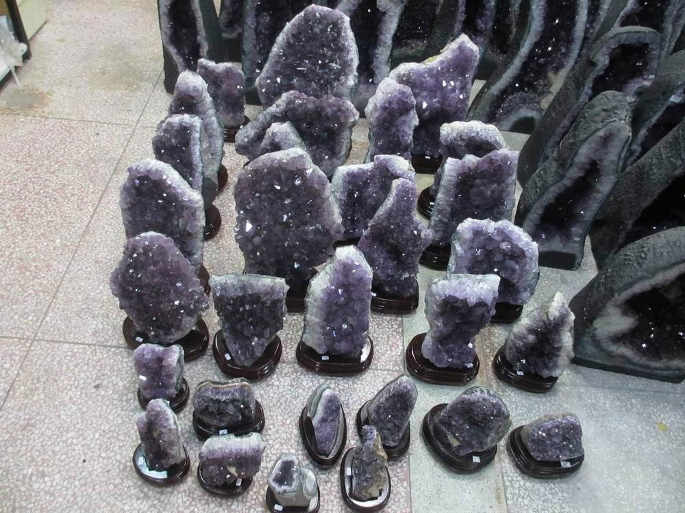 natural amethyst clusters 3