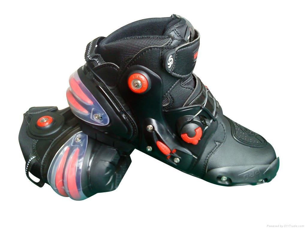 Motorcycle shoes