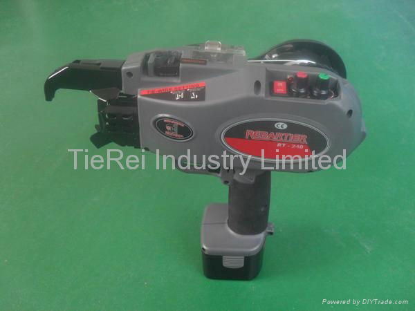 Battery operated 4-40mm rebar tying tool RT395 tying machine