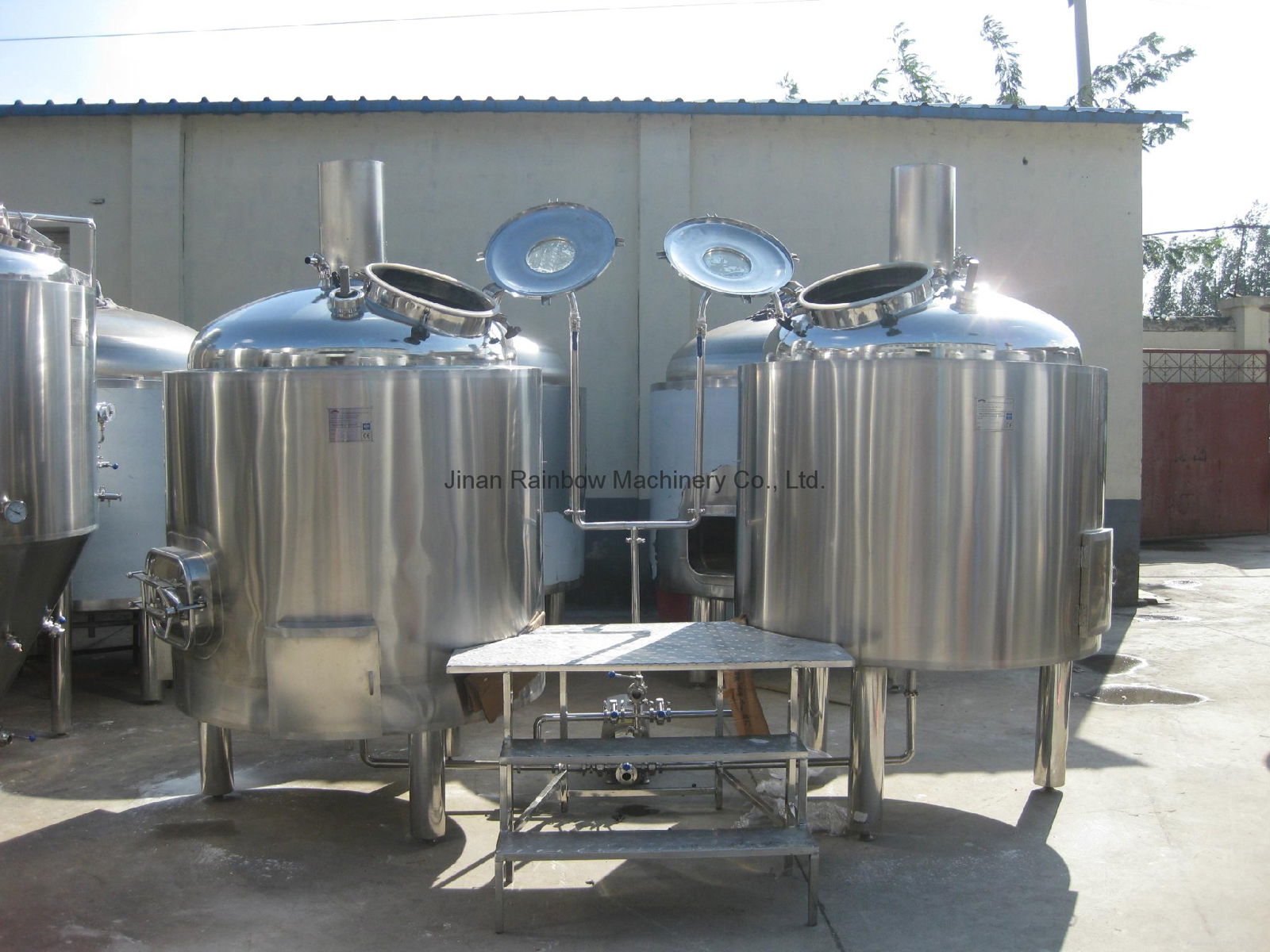 Beer brewery equipment 